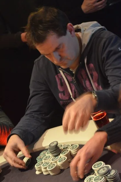 Jan Beton | 2014/01 - Utrecht Poker Series - €770 NLHE FO Main Event 